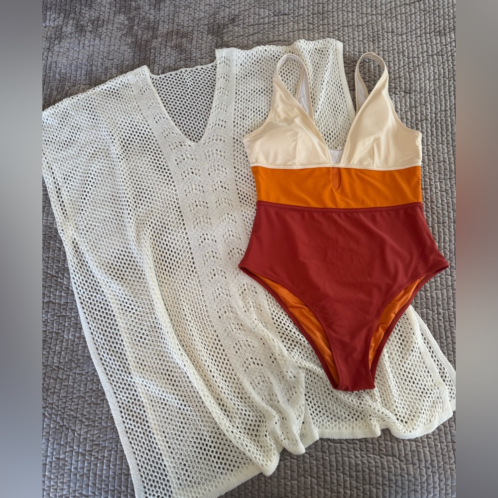 Cupshe One Piece suit with coverup - sz 1x